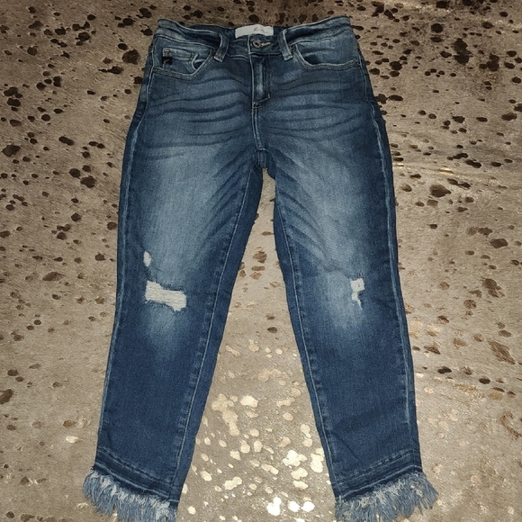 KanCan Blue Cropped Distressed Jeans - Picture 1 of 6